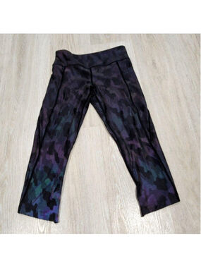 CNC Leggings Womens S Multicolor Camo Capri Side Pocket Activewear Yoga